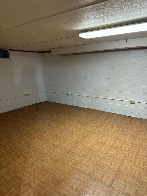 Building Photo - 1090 Wilson Ave