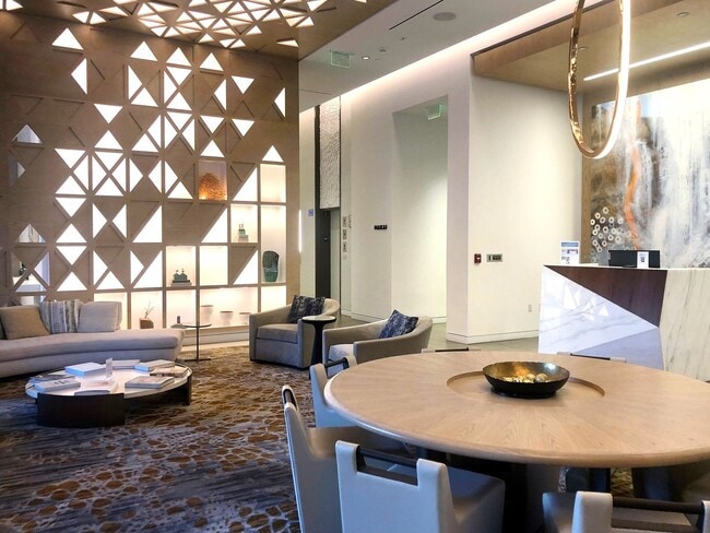 Building Photo - Aalii - Furnished Studio/1BA/1PK