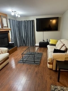 Building Photo - 1600 Eastridge Dr