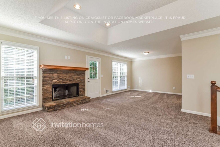 Building Photo - 5115 Bayberry Ct
