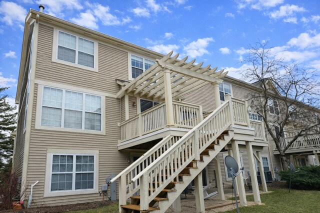 Building Photo - 467 Vaughn Cir