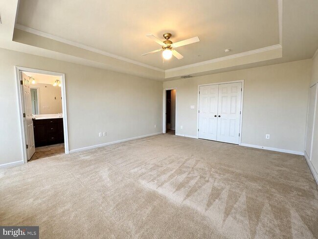 Building Photo - 5845 Bella Marie Wy