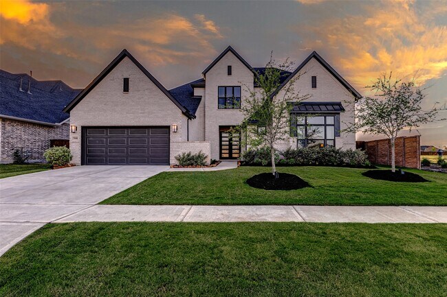 Building Photo - 7606 Redwoods Frst Dr