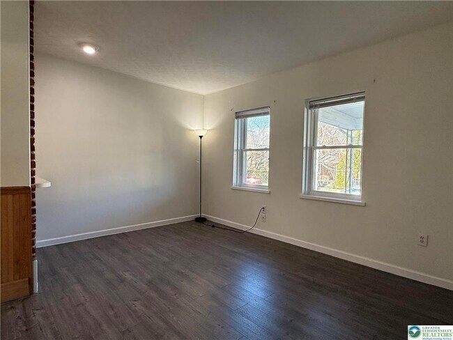 Building Photo - 1177 Arcadia St