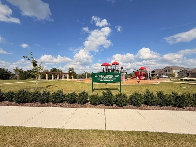 Building Photo - 2804 Bursera Ln