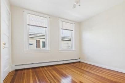 Building Photo - 34 Alice St