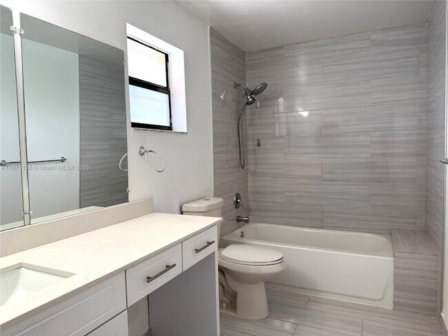 Building Photo - 2732 W 54th St