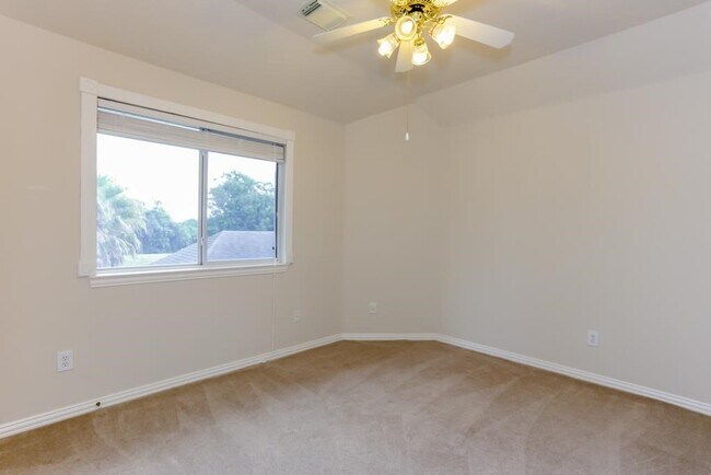 Building Photo - 1534 Brookstone Ln