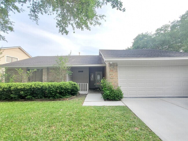 Primary Photo - 3002 Frontier Dr