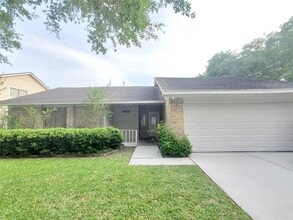 Building Photo - 3002 Frontier Dr