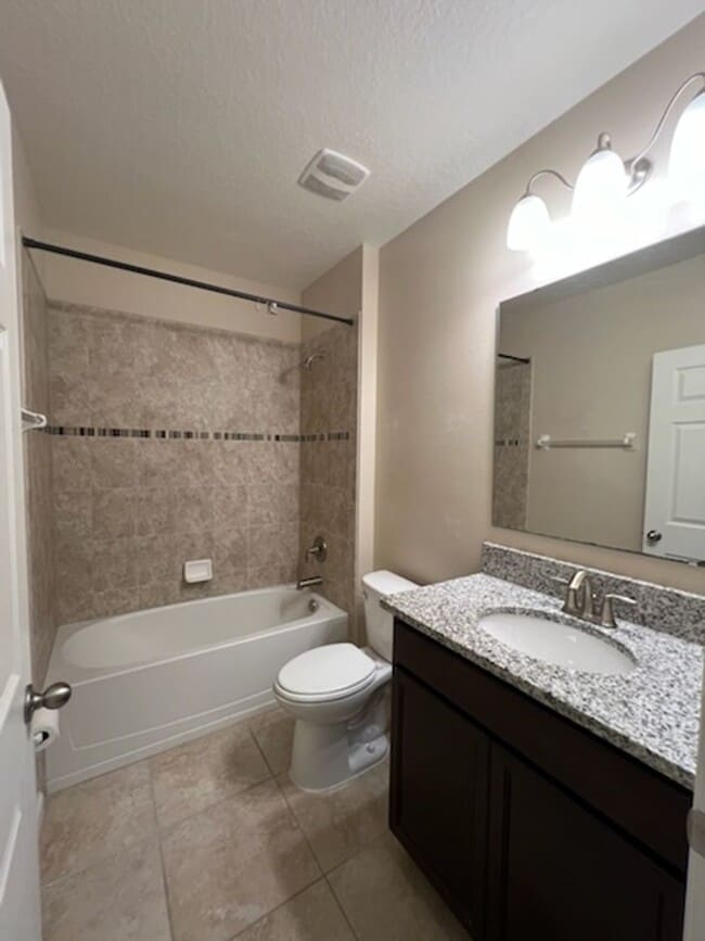 Building Photo - Sawgrass Lakes Home