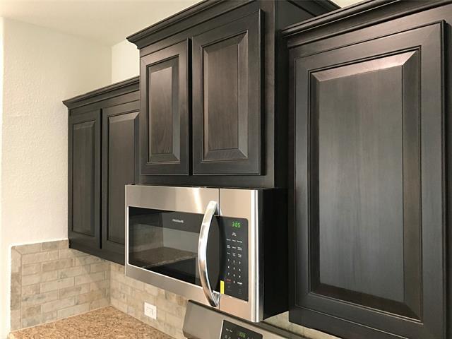 Building Photo - 216 Sunken Meadow Ct