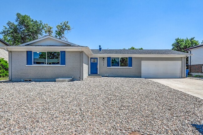 Building Photo - $2,900.00, 5 bed, 3 bath in Denver with Fi...