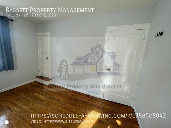 Building Photo - 26 Bradley Ave