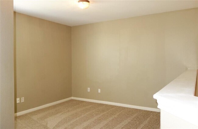 Building Photo - 6308 Perlita Dr