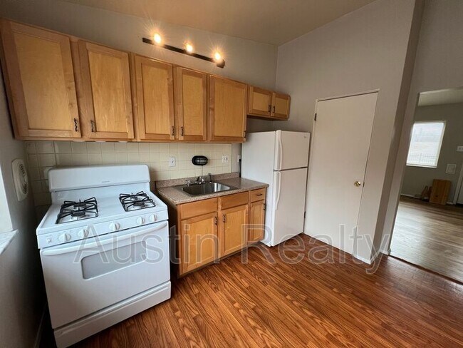 Building Photo - 9005 Olive Blvd