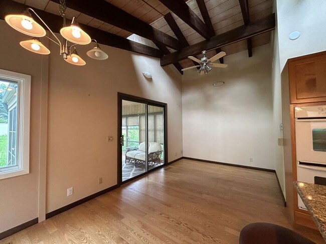Building Photo - $3,350 | 5 Bedroom, 2.5 Bathroom House | P...
