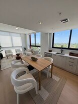 LIVING ROOM - 137 NW 31st St