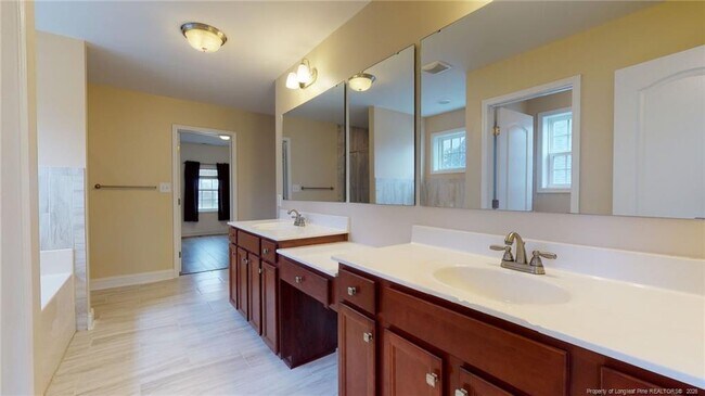 Building Photo - 6058 Whitemoss Ct