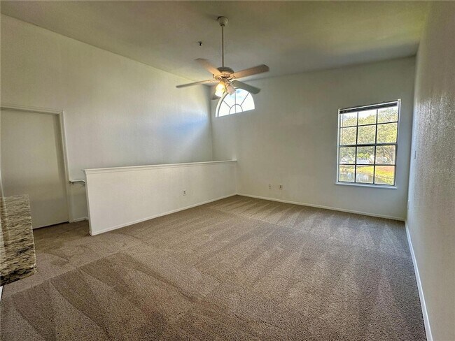Building Photo - 1606 Columbia Arms Cir