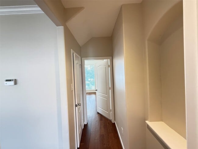 Building Photo - 3808 Travis Lake Ct