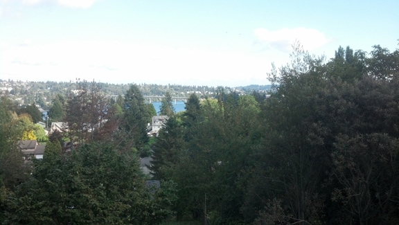 Building Photo - 2028 N Wycoff Ave