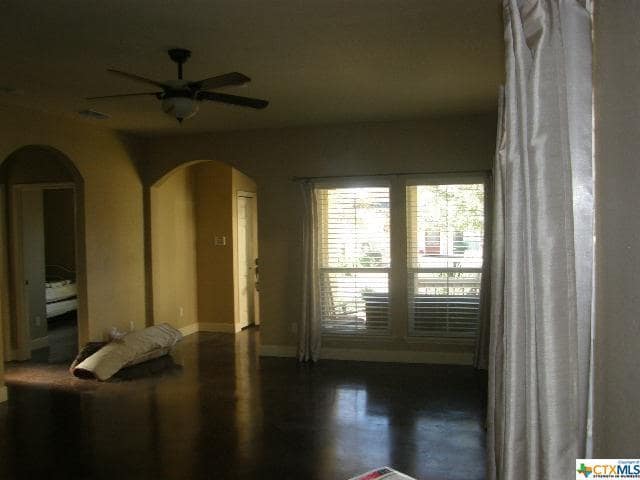 Building Photo - 2222 Gruene Lake Dr