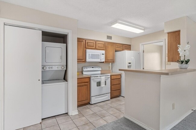 Building Photo - 1712 Baird Farm Cir
