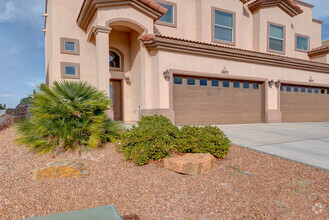 Building Photo - Eastside 3 Bedroom 2.5 Bath