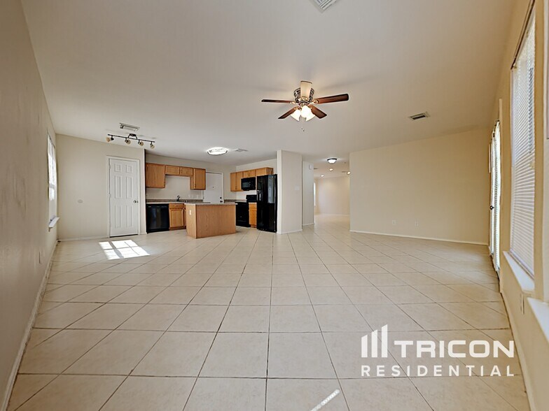 Building Photo - 21206 Bridgemeadows Ln