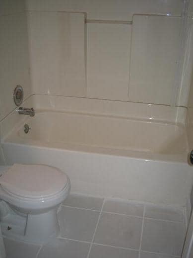 Building Photo - Spacious 3 Bedroom 2 Bathroom Home in Lith...