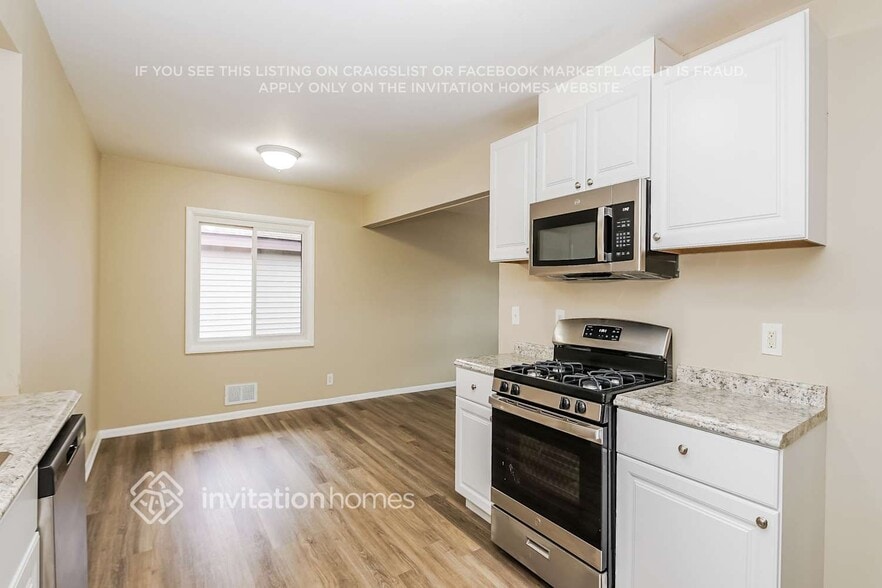 Building Photo - 6130 Scott Ave N