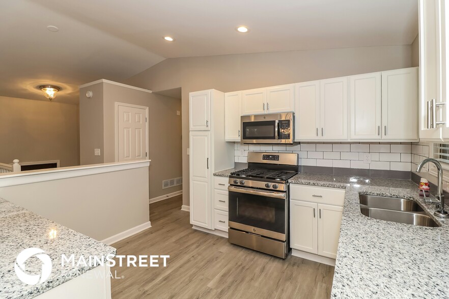 Building Photo - 3020 Orbit Cir