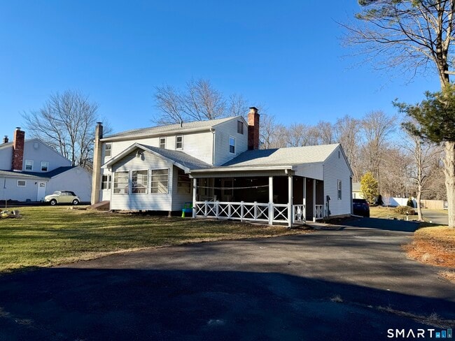 Building Photo - 44 Crabapple Rd