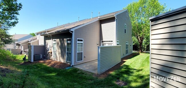 Building Photo - 5932 Hollow Wood Ct