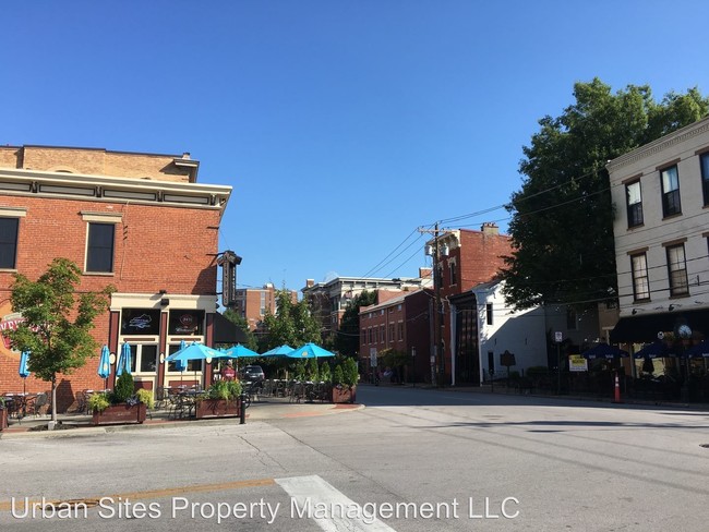 Building Photo - 320 Greenup St