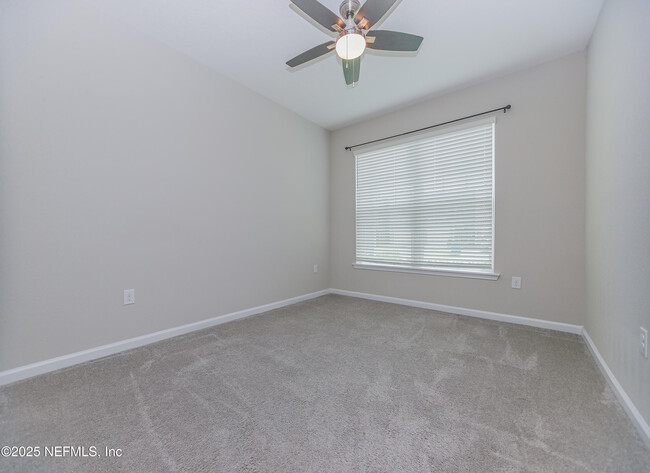 Building Photo - 432 Pine Bluff Dr