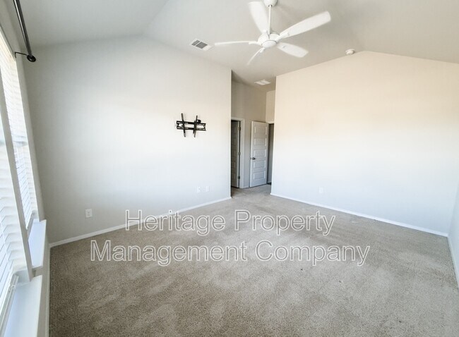 Building Photo - 139 Lyndon Dr