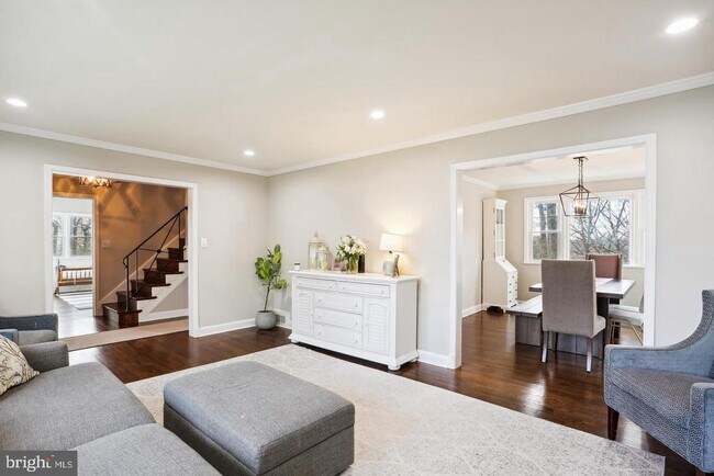 Building Photo - 7832 Fulbright Ct