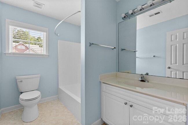 Building Photo - 11013 Dundarrach Ln