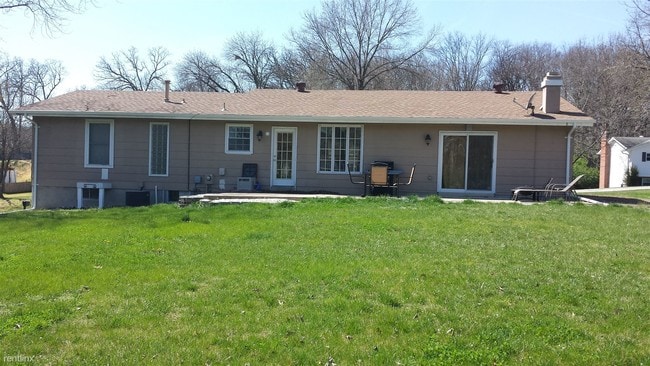 Building Photo - 1132 Monza Dr