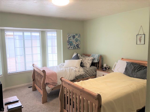 2 Shared Rooms - 547 N 300 E