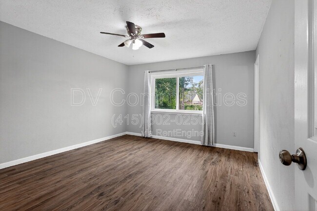 Building Photo - 14630 Edenglen Dr