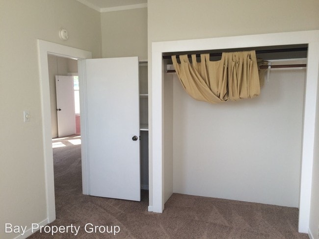 Building Photo - 1395 Church St