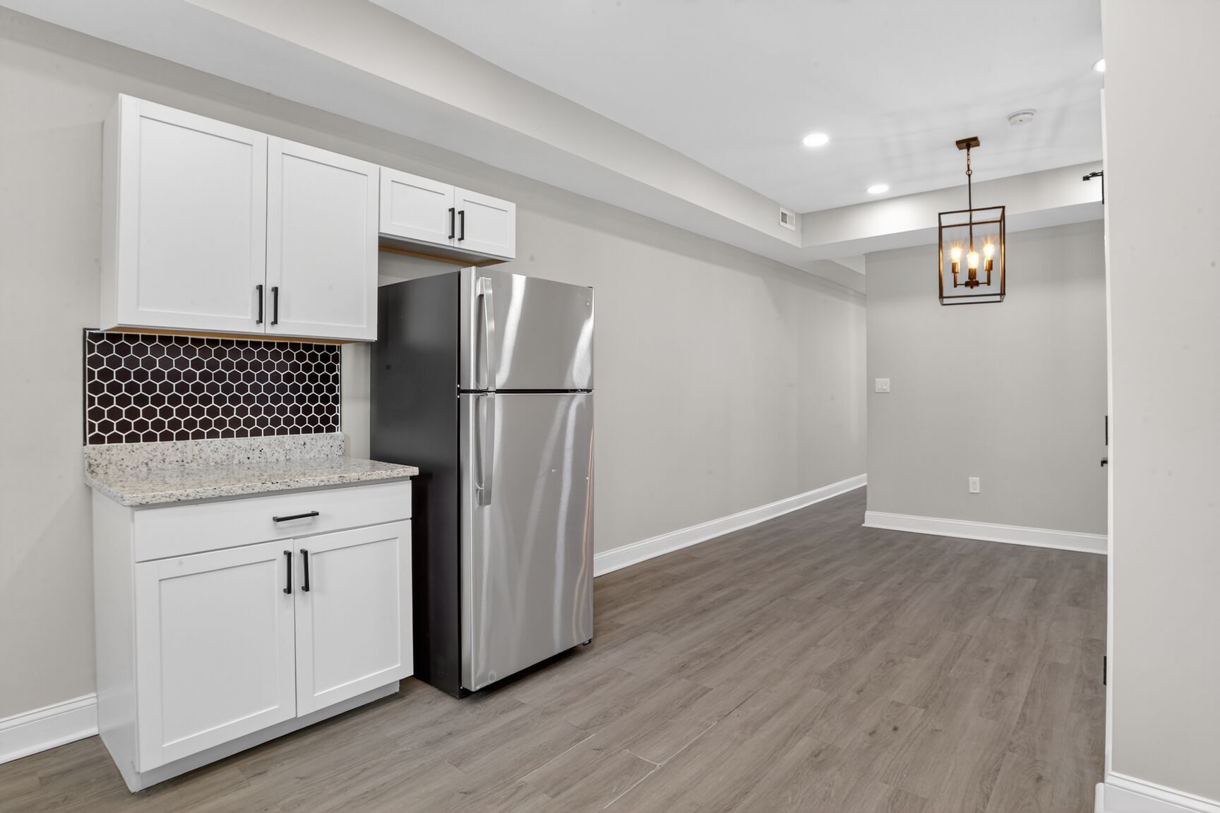 Building Photo - 1108 S Carey St