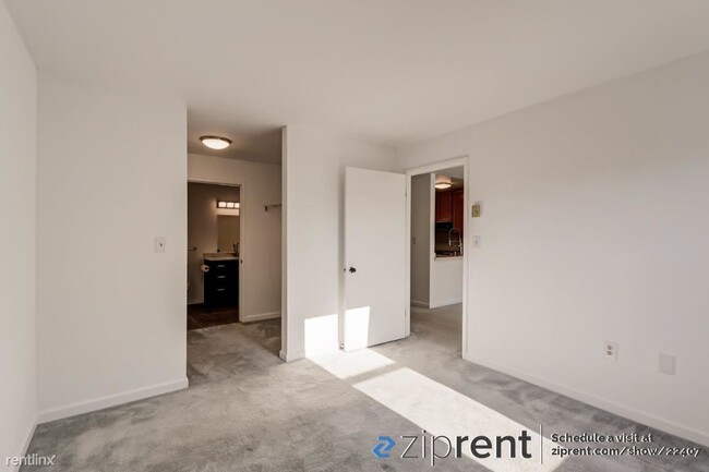 Building Photo - 1 br, 1 bath Condo - 2225 23rd Street, San...