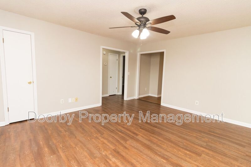 Building Photo - 16 Indigo Ln