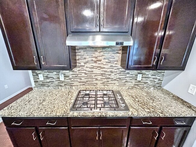 Building Photo - 600 Haven Mews Cir