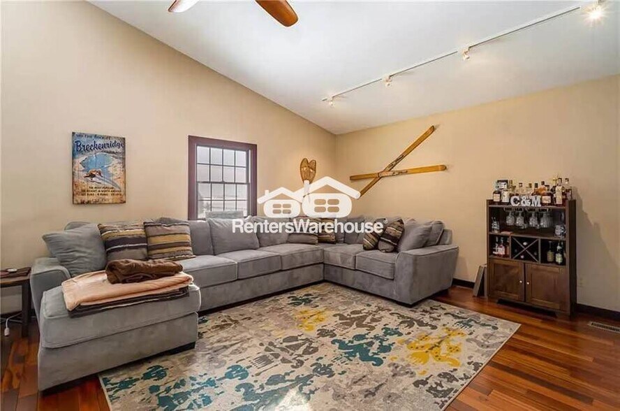 Building Photo - 18927 170th St