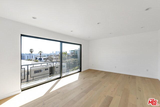 Building Photo - 1210 Larrabee St